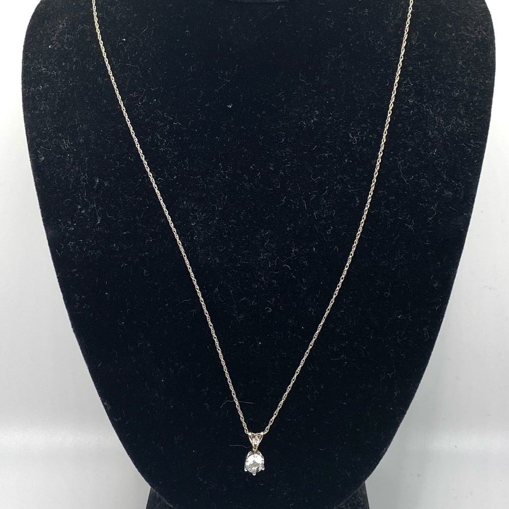 Estate Necklace 14k White Gold and Aquamarine Pendant Necklace